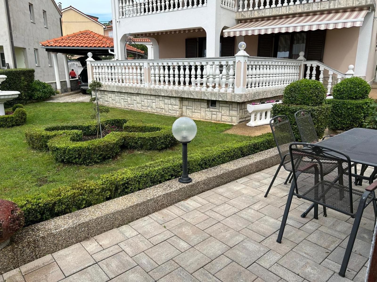 Apartment Smilja Malinska Ngoại thất bức ảnh