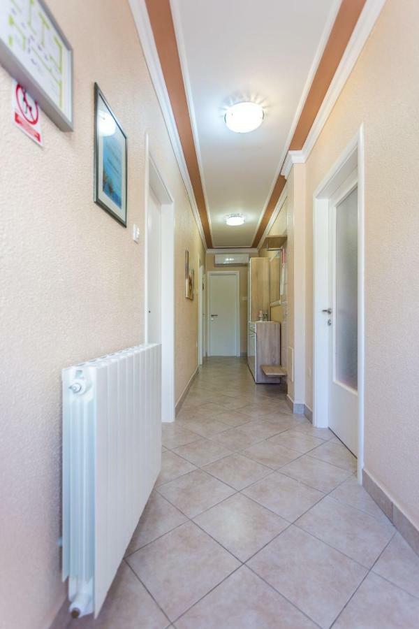 Apartment Smilja Malinska Ngoại thất bức ảnh